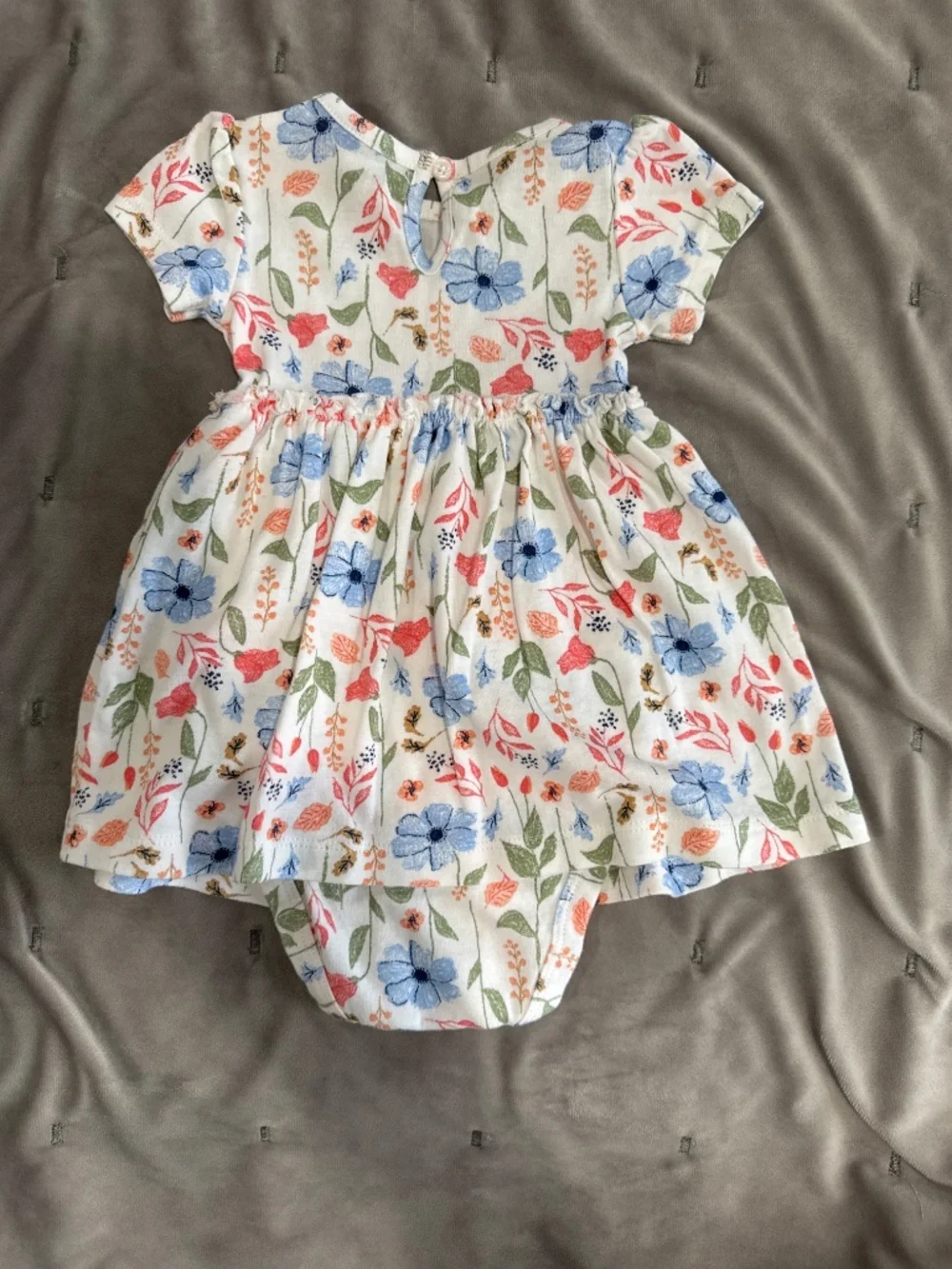 Baby girl clothes tops, bottoms, bodysuits size 6-9 Months